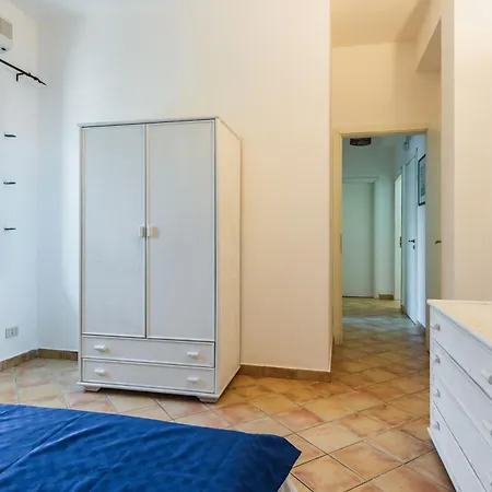 Arenella Con Piscina Villa