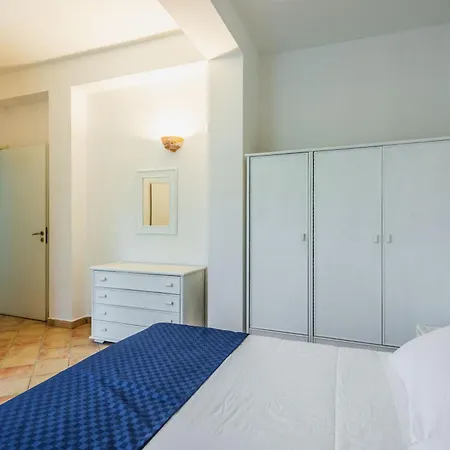 Arenella Con Piscina Villa *