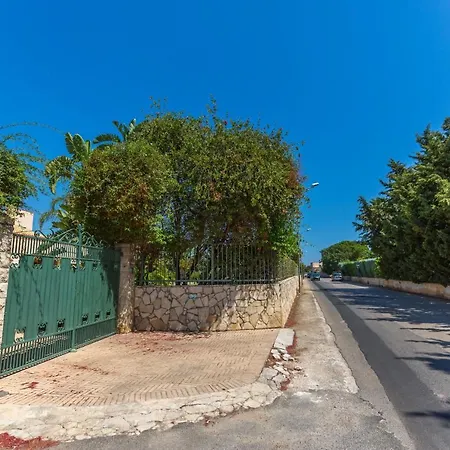 Вилла Arenella Con Piscina Сиракузы