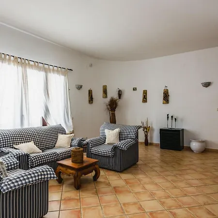 Arenella Con Piscina *