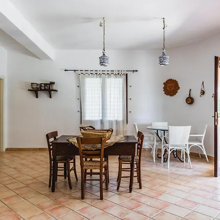 Arenella Con Piscina * Сиракузы
